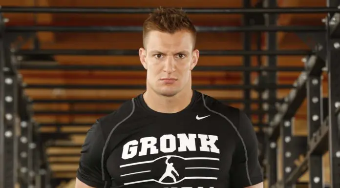 NFL-Legende mit WWE-Erfahrung: Rob Gronkowski (Foto: (c) 2020 WWE. All Rights Reserved.)